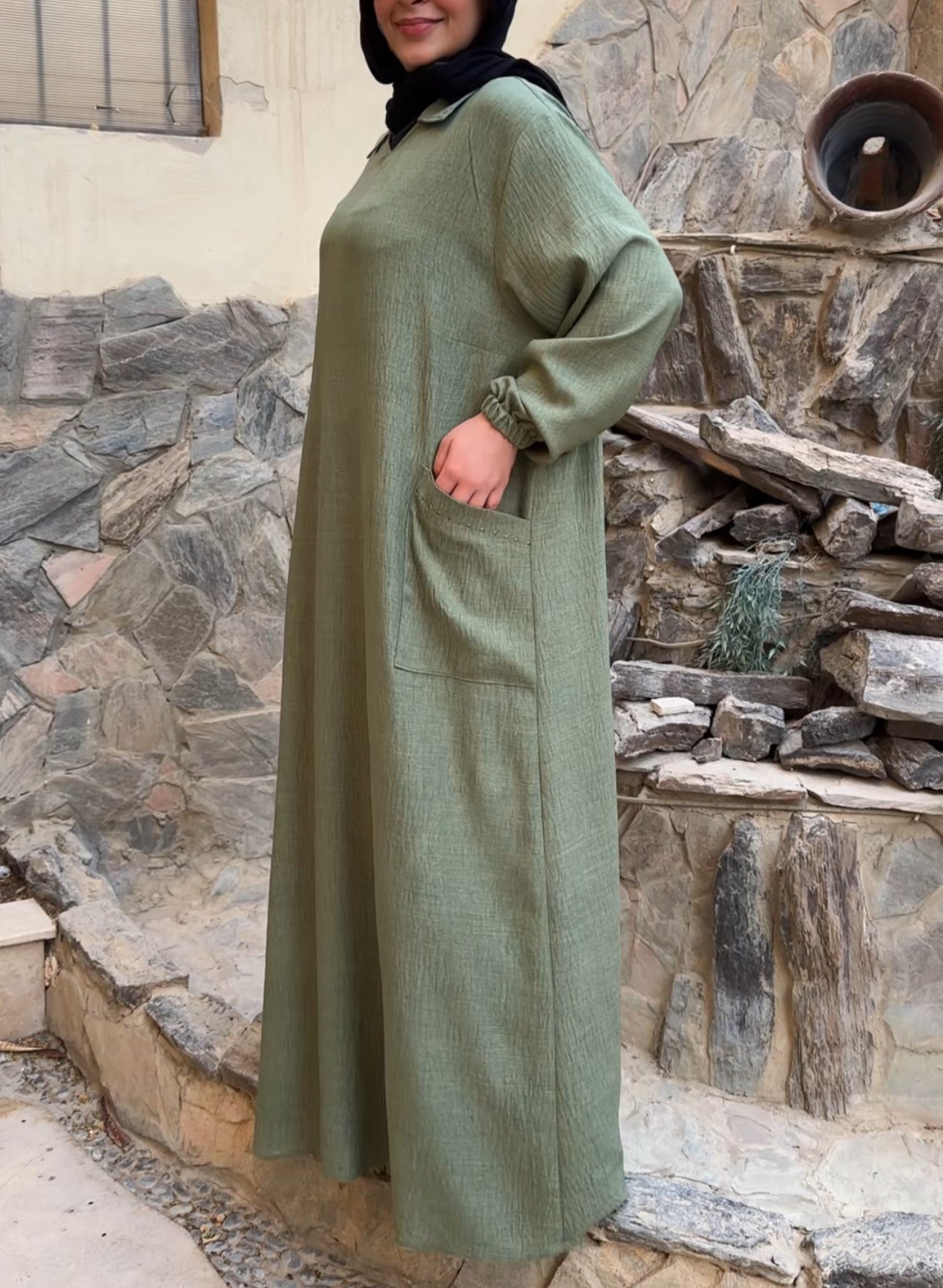 Pistachio linen dress 💚
