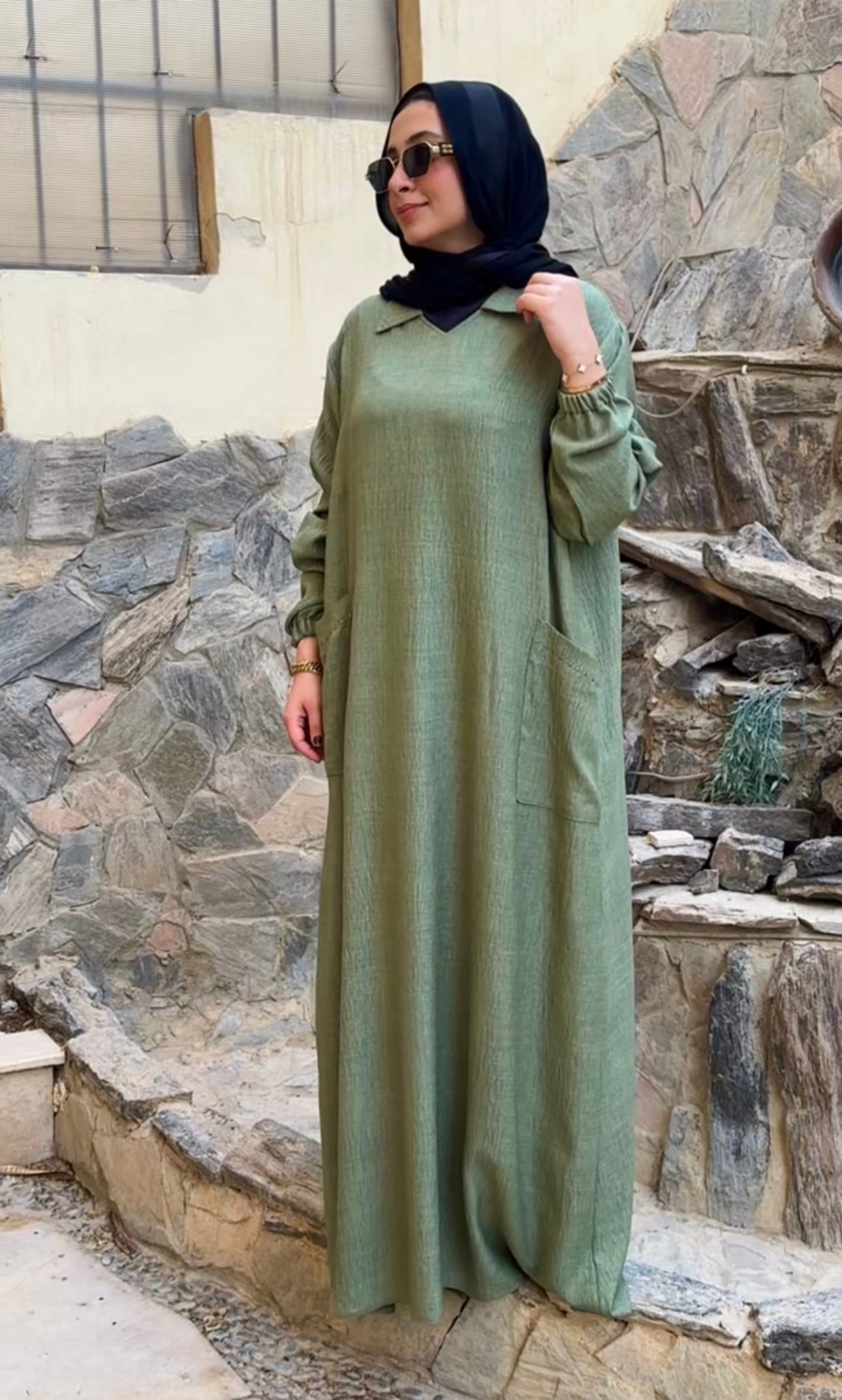 Pistachio linen dress 💚